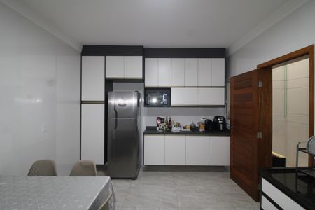 Casa à venda com 250m², 3 quartos e 2 vagasCozinha