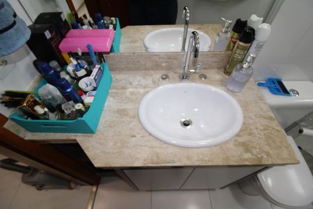 Casa à venda com 250m², 3 quartos e 2 vagasQuarto 1 - Banheiro