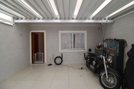Casa à venda com 250m², 3 quartos e 2 vagasGaragem
