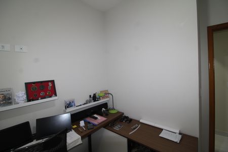 Casa à venda com 250m², 3 quartos e 2 vagasQuarto 3