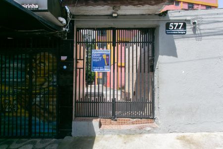 Apartamento para alugar com 28m², 2 quartos e 1 vaga Apartamento para alugar com 28m², 2 quartos e 1 vagaFachada