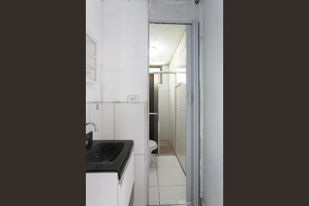 Apartamento para alugar com 28m², 2 quartos e 1 vaga Apartamento para alugar com 28m², 2 quartos e 1 vagaBanheiro