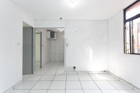 Sala de apartamento para alugar com 2 quartos, 28m² em Cidade Tiradentes, São Paulo