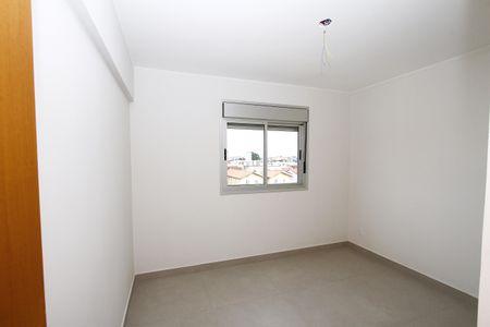 Apartamento à venda com 86m², 3 quartos e 2 vagasQuarto 2