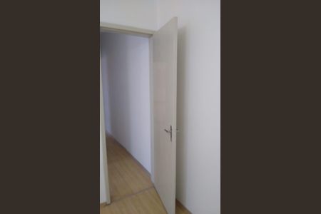 Casa à venda com 200m², 4 quartos e 2 vagas Casa à venda com 200m², 4 quartos e 2 vagasQuarto