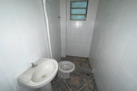 Banheiro de casa para alugar com 1 quarto, 60m² em Parque Lafaiete, Duque de Caxias