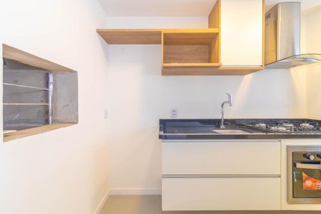 Cozinha  de apartamento para alugar com 1 quarto, 42m² em Santana, Porto Alegre