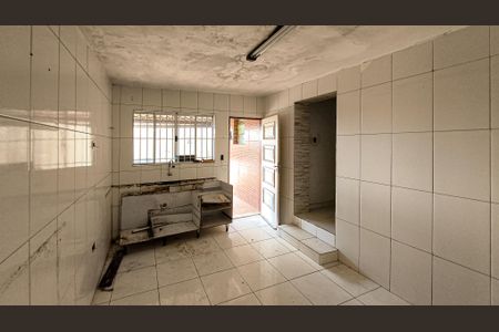 Casa à venda com 273m², 3 quartos e 2 vagas Casa à venda com 273m², 3 quartos e 2 vagasCozinha da Edícula