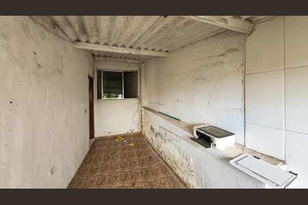 Casa à venda com 273m², 3 quartos e 2 vagas Casa à venda com 273m², 3 quartos e 2 vagasÁrea de Serviço da Edícula