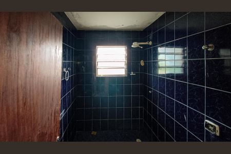 Casa à venda com 273m², 3 quartos e 2 vagas Casa à venda com 273m², 3 quartos e 2 vagasbanheiro da Edícula