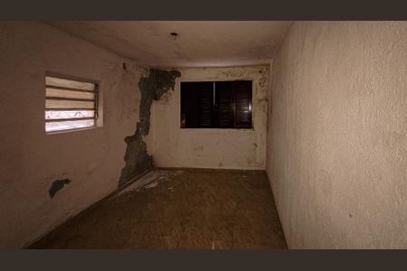 Casa à venda com 273m², 3 quartos e 2 vagas Casa à venda com 273m², 3 quartos e 2 vagasQuarto da Edícula