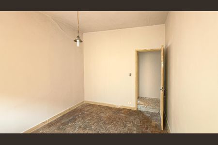 Casa à venda com 273m², 3 quartos e 2 vagas Casa à venda com 273m², 3 quartos e 2 vagasQuarto 2