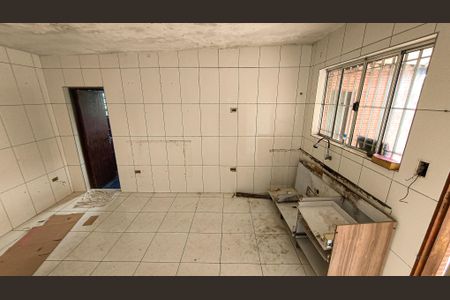 Casa à venda com 273m², 3 quartos e 2 vagas Casa à venda com 273m², 3 quartos e 2 vagasCozinha da Edícula