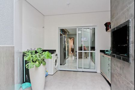 Casa à venda com 170m², 3 quartos e 2 vagas Casa à venda com 170m², 3 quartos e 2 vagasÁrea de Serviço