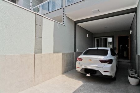 Casa à venda com 170m², 3 quartos e 2 vagas Casa à venda com 170m², 3 quartos e 2 vagasÁrea externa