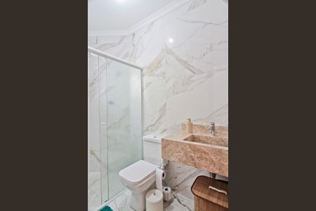 Casa à venda com 170m², 3 quartos e 2 vagas Casa à venda com 170m², 3 quartos e 2 vagasBanheiro da Suíte