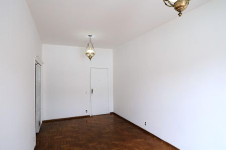 Apartamento à venda com 200m², 4 quartos e 2 vagasSala