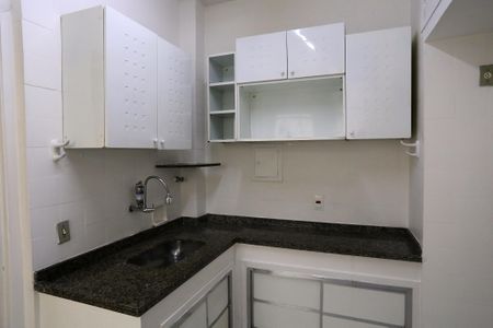 Apartamento à venda com 200m², 4 quartos e 2 vagasCozinha