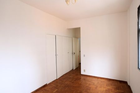 Apartamento à venda com 200m², 4 quartos e 2 vagasSuíte