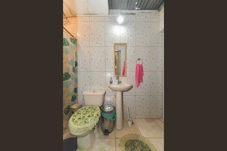 Casa à venda com 253m², 2 quartos e 1 vagaBanheiro