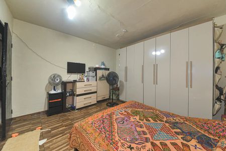 Casa à venda com 253m², 2 quartos e 1 vagaQuarto 2