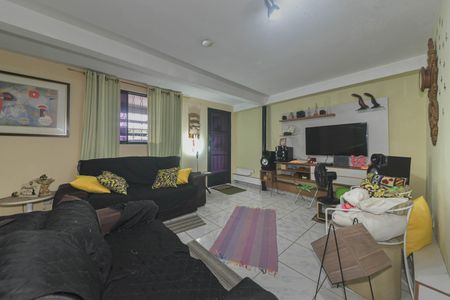 Casa à venda com 253m², 2 quartos e 1 vagaSala