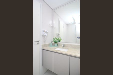 Apartamento para alugar com 44m², 1 quarto e 1 vaga Apartamento para alugar com 44m², 1 quarto e 1 vagaBanheiro da Suíte