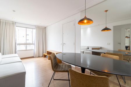 Apartamento à venda com 60m², 2 quartos e 1 vagaSala de Jantar