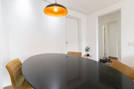 Apartamento à venda com 60m², 2 quartos e 1 vagaSala de Jantar