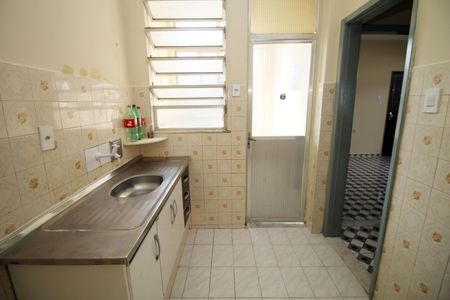 Apartamento para alugar com 80m², 2 quartos e sem vagaCozinha