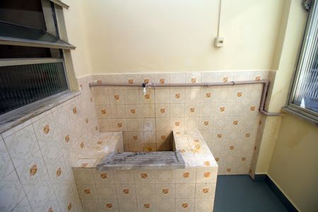 Apartamento para alugar com 80m², 2 quartos e sem vagaÁrea de Serviço