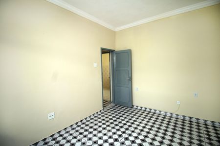 Sala de apartamento para alugar com 2 quartos, 80m² em Olaria, Rio de Janeiro