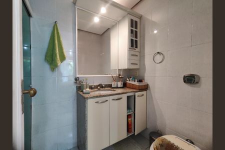 Apartamento à venda com 143m², 3 quartos e 3 vagasBanheiro da Suíte 3