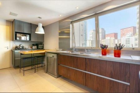 Apartamento à venda com 3 quartos, 278m² em Jardim Paulistano, São Paulo