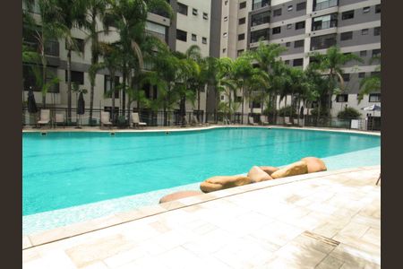 Apartamento para alugar com 78m², 2 quartos e 2 vagasÁrea comum - Piscina