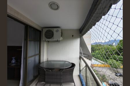 Apartamento para alugar com 2 quartos, 77m² em Taquara, Rio de Janeiro