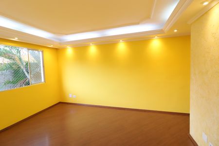 Sala de apartamento à venda com 2 quartos, 50m² em Quitaúna, Osasco