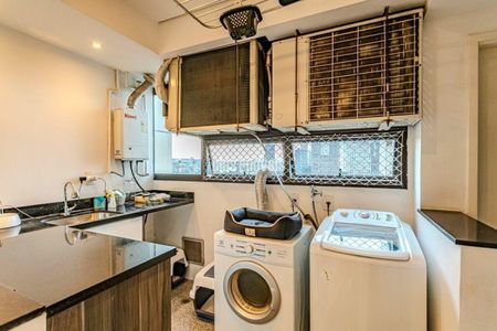 Apartamento à venda com 3 quartos, 185m² em Real Parque, São Paulo