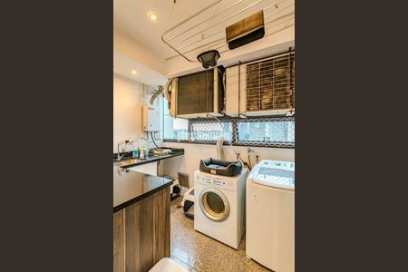 Apartamento à venda com 3 quartos, 185m² em Real Parque, São Paulo