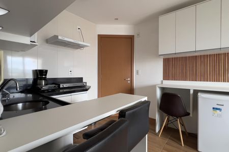 Apartamento para alugar com 31m², 1 quarto e 1 vaga Apartamento para alugar com 31m², 1 quarto e 1 vagaCozinha e Área de Serviço