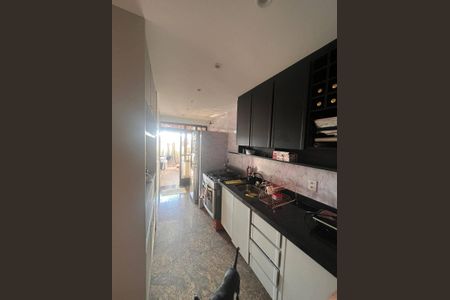 Apartamento à venda com 3 quartos, 210m² em Barra da Tijuca, Rio de Janeiro
