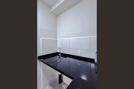 Apartamento para alugar com 35m², 2 quartos e sem vaga Apartamento para alugar com 35m², 2 quartos e sem vagaCozinha e Área de Serviço