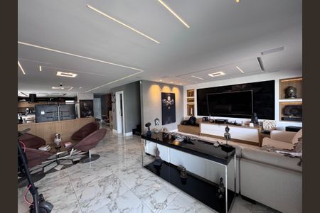 Sala de casa de condomínio à venda com 4 quartos, 383m² em Recreio dos Bandeirantes, Rio de Janeiro