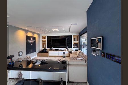 Sala de casa de condomínio à venda com 4 quartos, 383m² em Recreio dos Bandeirantes, Rio de Janeiro