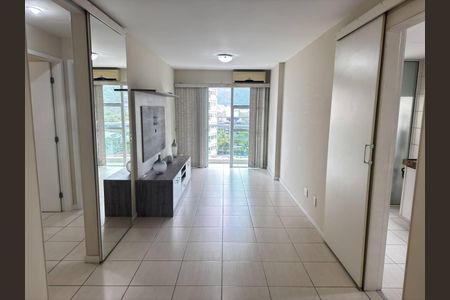 Apartamento à venda com 65m², 2 quartos e 1 vaga