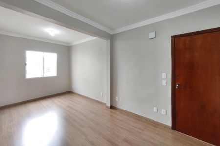 Sala de apartamento para alugar com 2 quartos, 42m² em Vila Marieta, Campinas