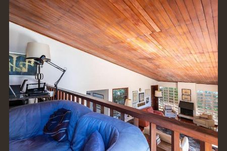 Casa de Condomínio à venda com 3 quartos, 250m² em Jardim Everest, São Paulo