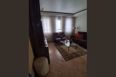 Casa à venda com 3 quartos, 125m² em Vila Mazzei, Santo André