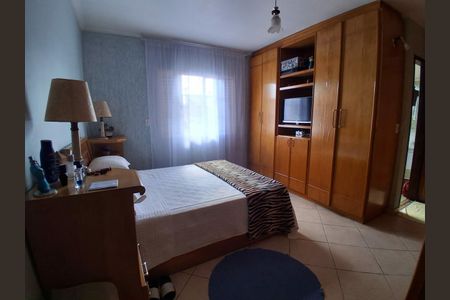 Casa à venda com 3 quartos, 125m² em Vila Mazzei, Santo André