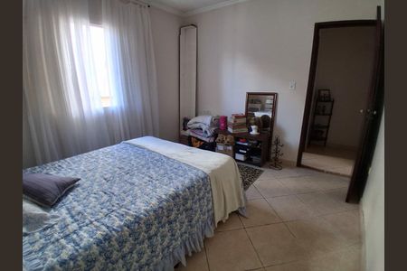 Casa à venda com 3 quartos, 125m² em Vila Mazzei, Santo André